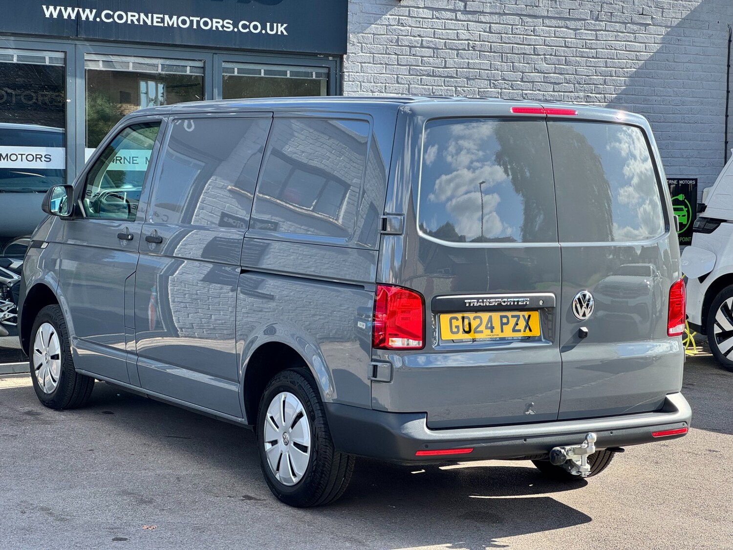 Used Volkswagen Transporter 2024 for sale - 76118050: Photo 7