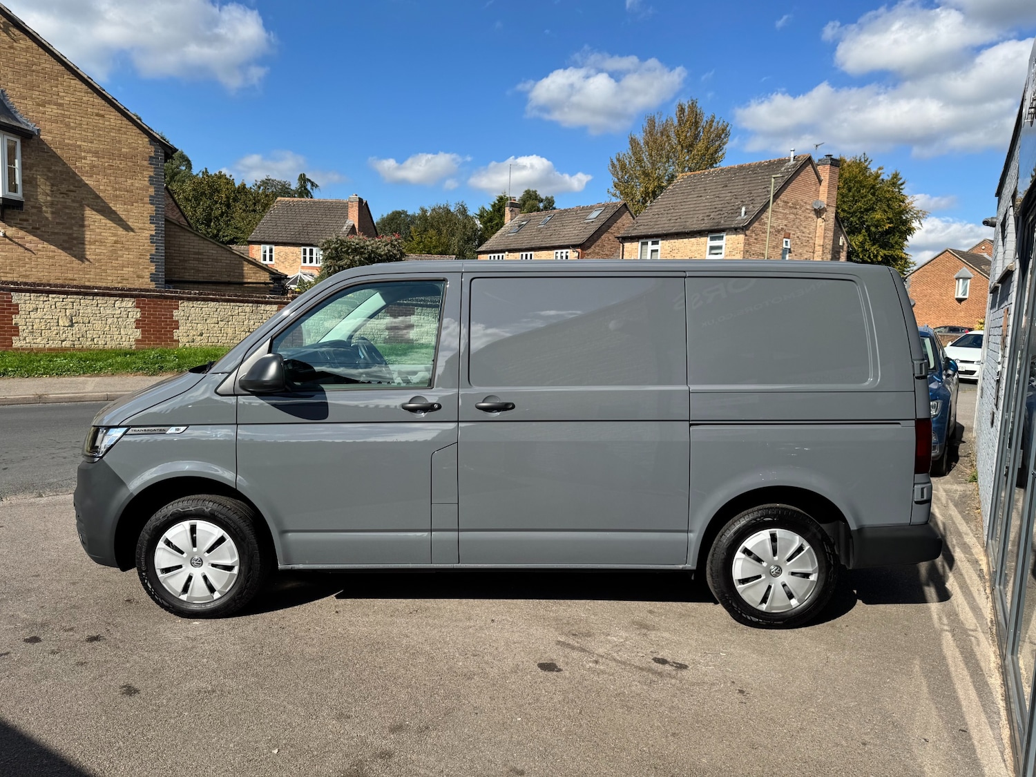Used Volkswagen Transporter 2024 for sale - 76118050: Photo 9