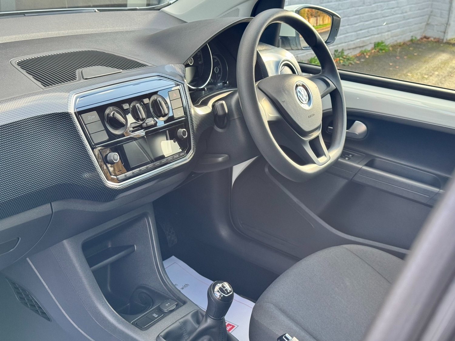 Used Volkswagen up! 2018 for sale - 76519312: Photo 21