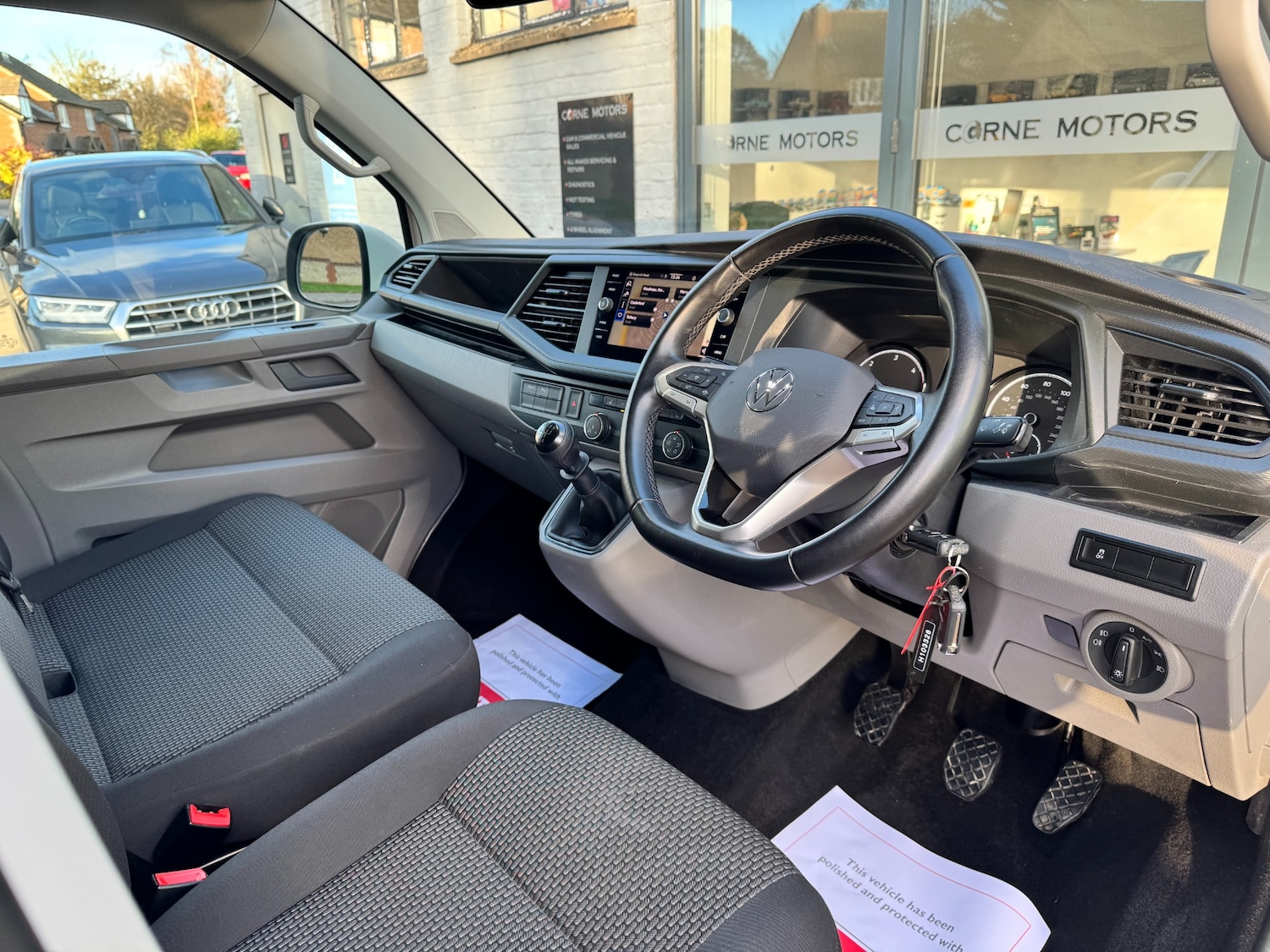 Used Volkswagen Transporter 2024 for sale - 76627382: Photo 11