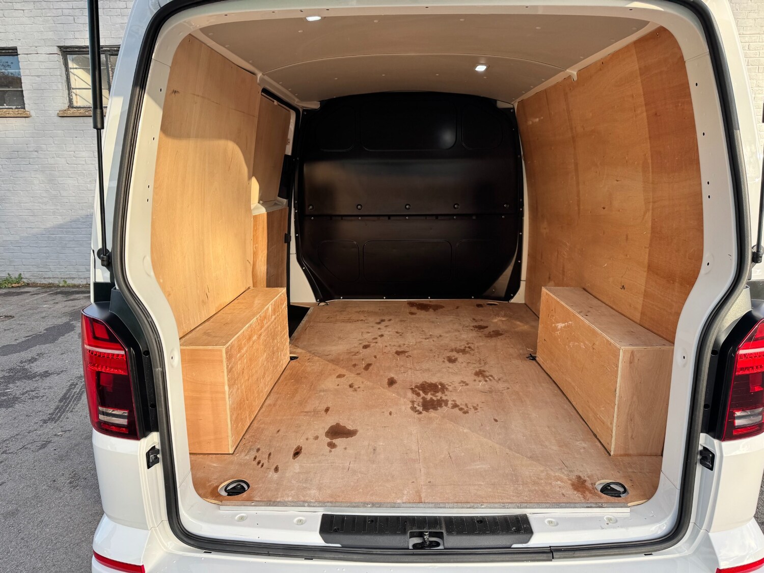 Used Volkswagen Transporter 2024 for sale - 76627382: Photo 15