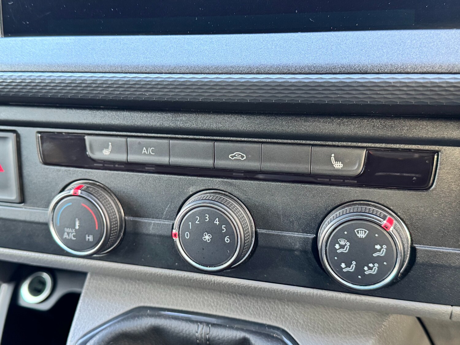 Used Volkswagen Transporter 2024 for sale - 76627382: Photo 23