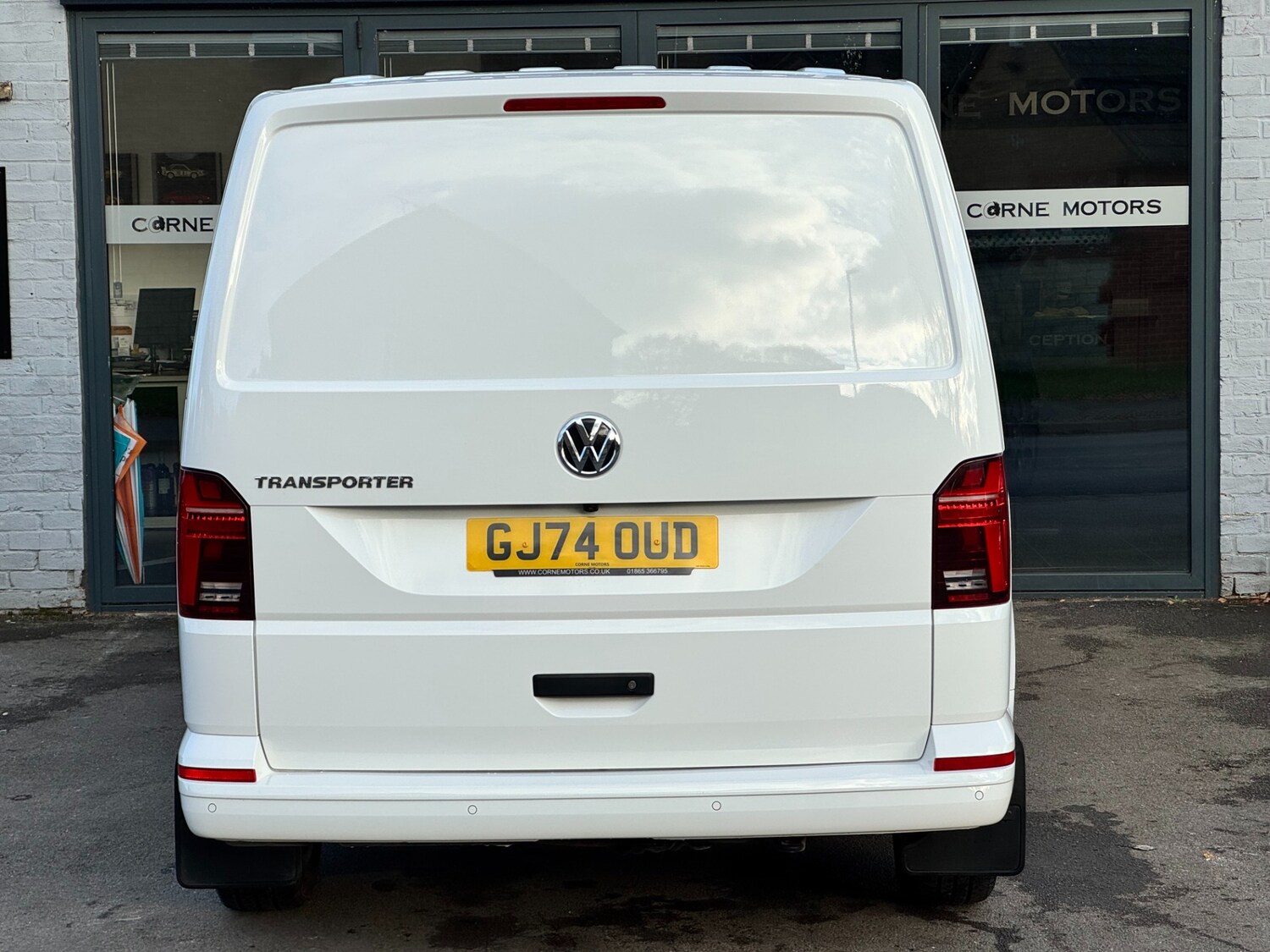 Used Volkswagen Transporter 2024 for sale - 76627382: Photo 9