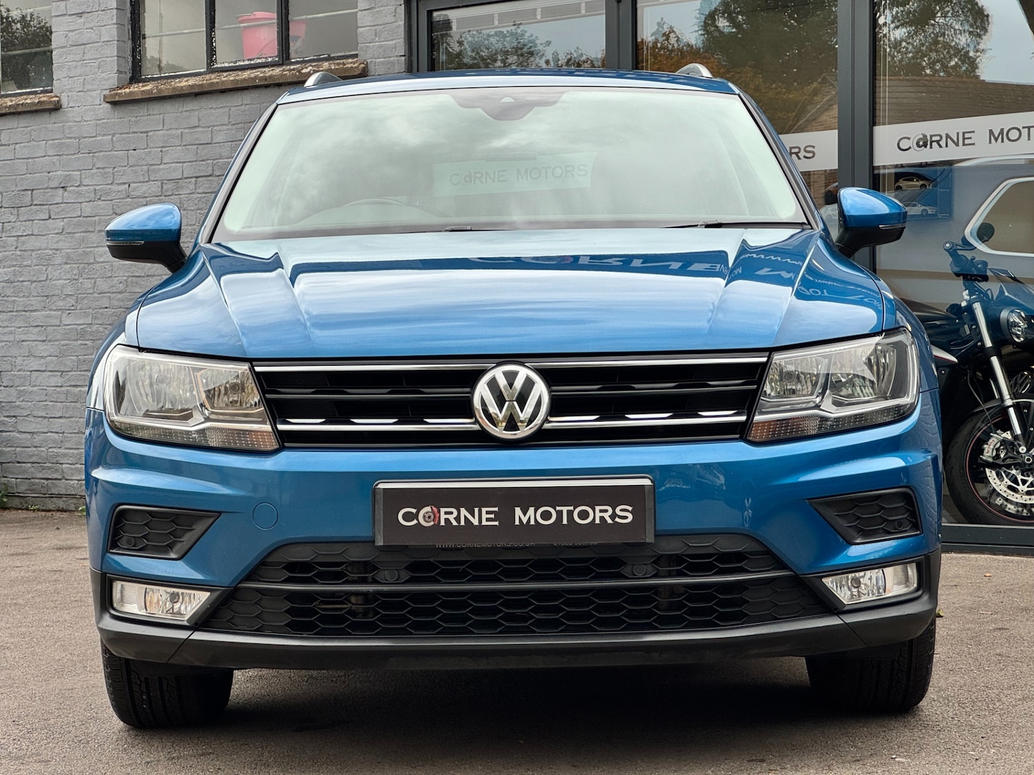 Used Volkswagen Tiguan 2017 for sale - 76324999: Photo 8