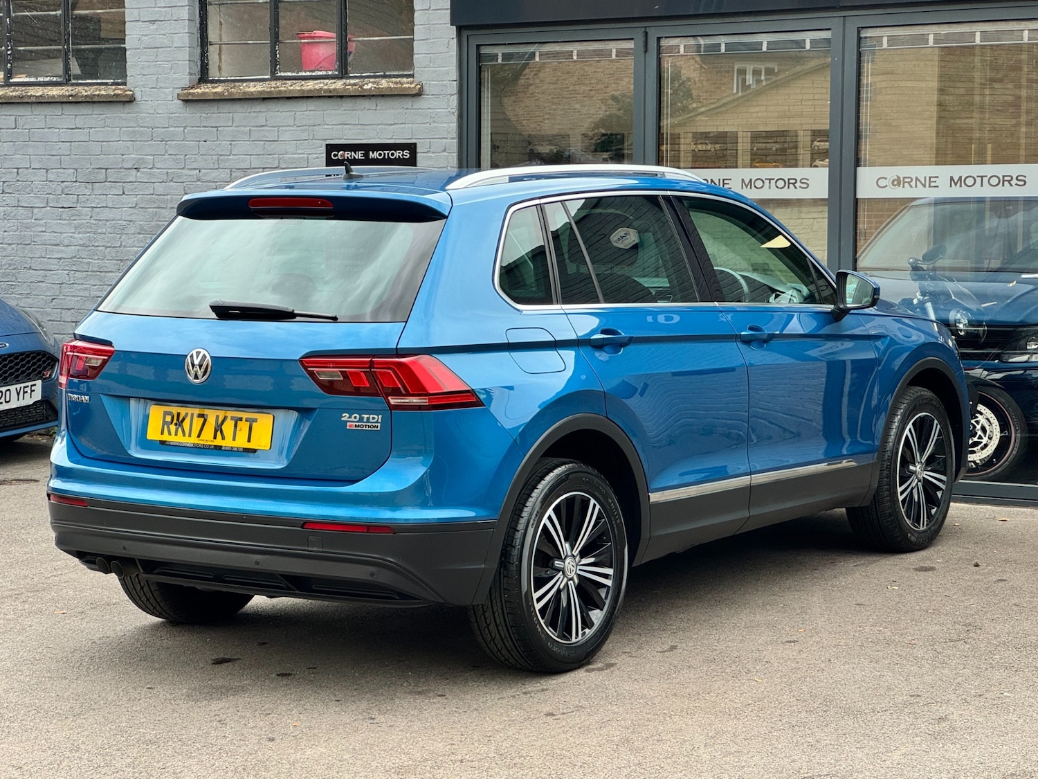 Used Volkswagen Tiguan 2017 for sale - 76324999: Photo 9
