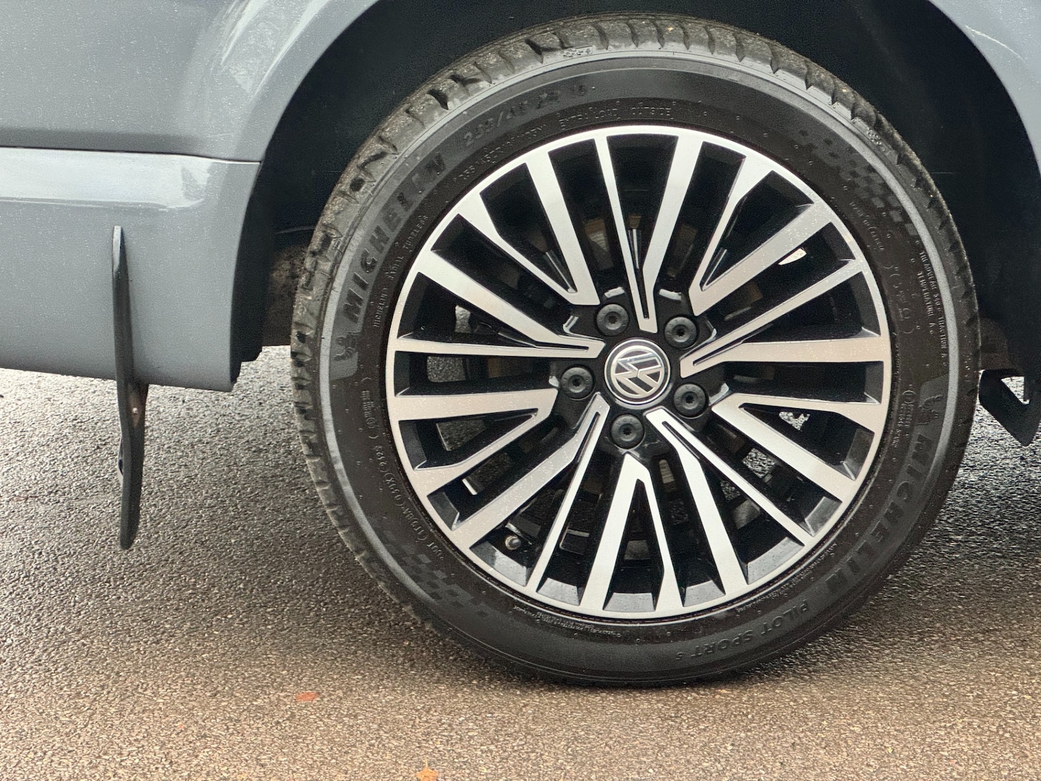 Used Volkswagen Caravelle 2021 for sale - 76864254: Photo 16