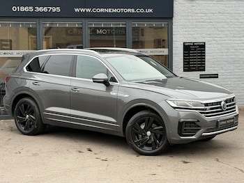 Used Volkswagen Touareg 2018 for sale - 79575780: Photo