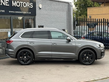 Used Volkswagen Touareg 2018 for sale - 79575780: Photo