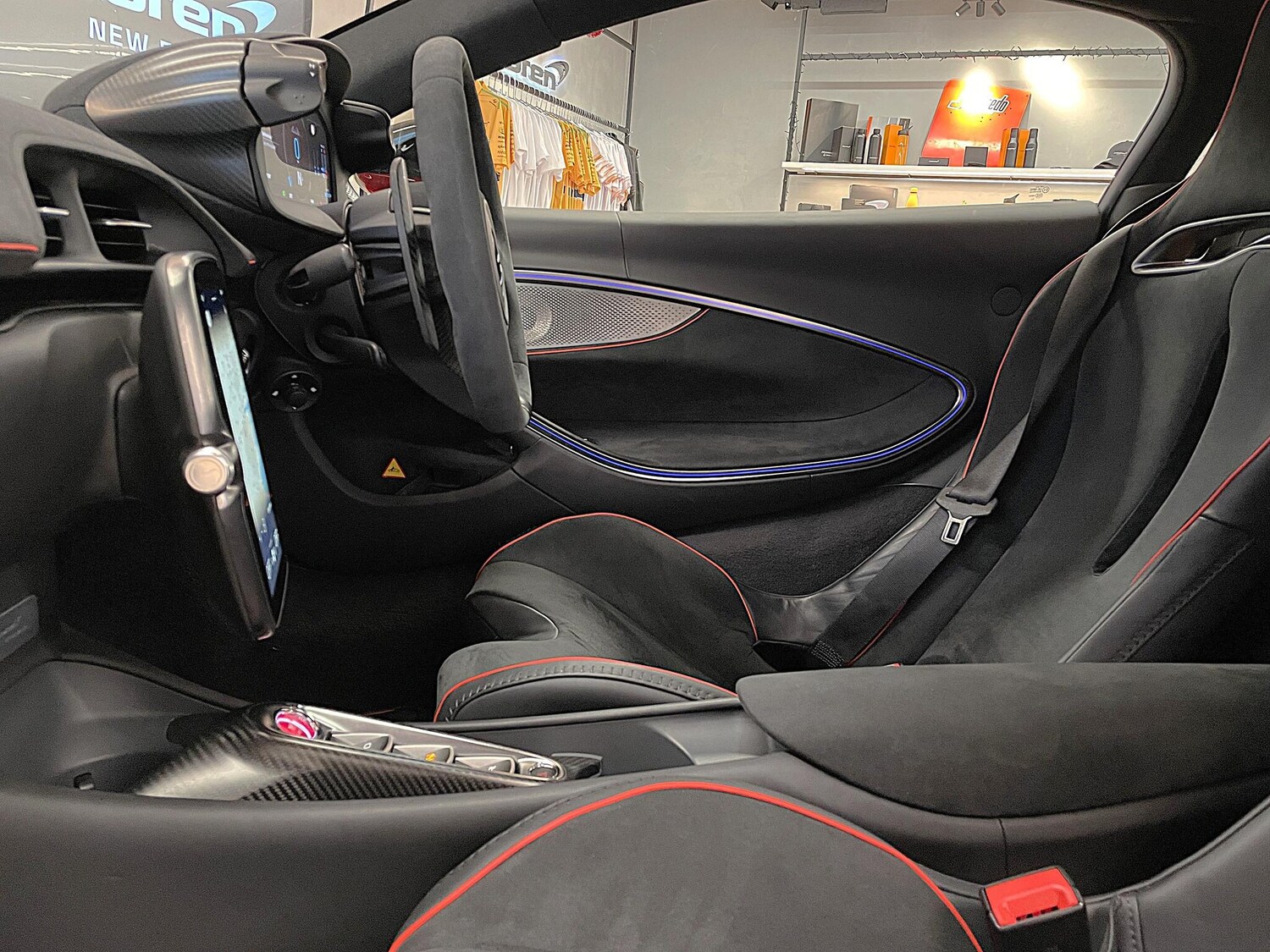 Used McLaren Artura for sale - 77396528: Photo 31