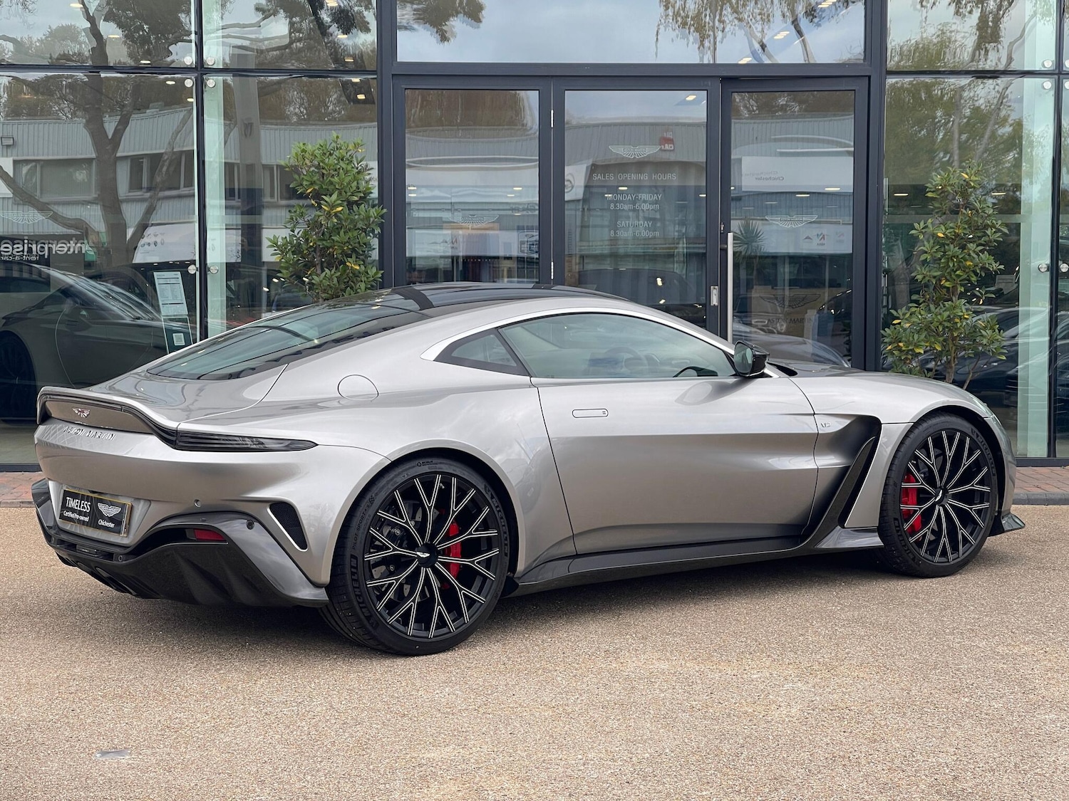 Used Aston Martin Vantage 2022 for sale - 77143300: Photo 17