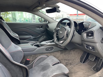 Used Aston Martin Vantage 2022 for sale - 77143300: Photo