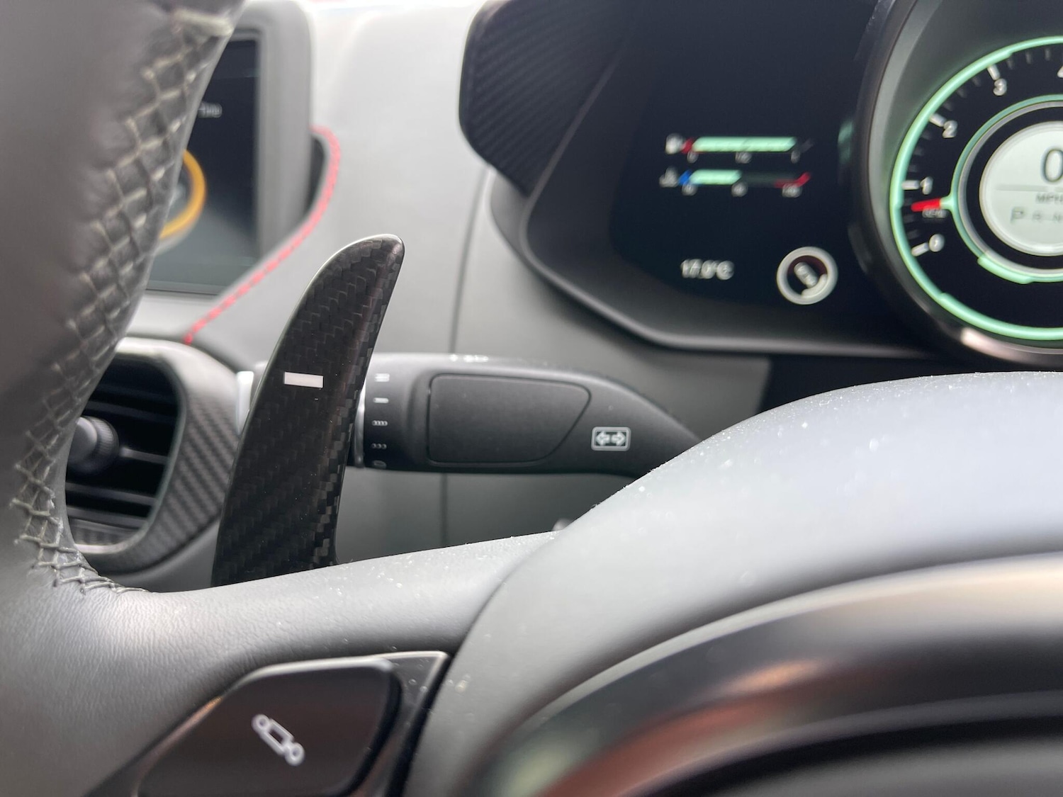 Used Aston Martin Vantage 2022 for sale - 77143300: Photo 46