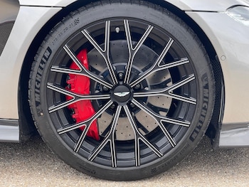 Used Aston Martin Vantage 2022 for sale - 77143300: Photo