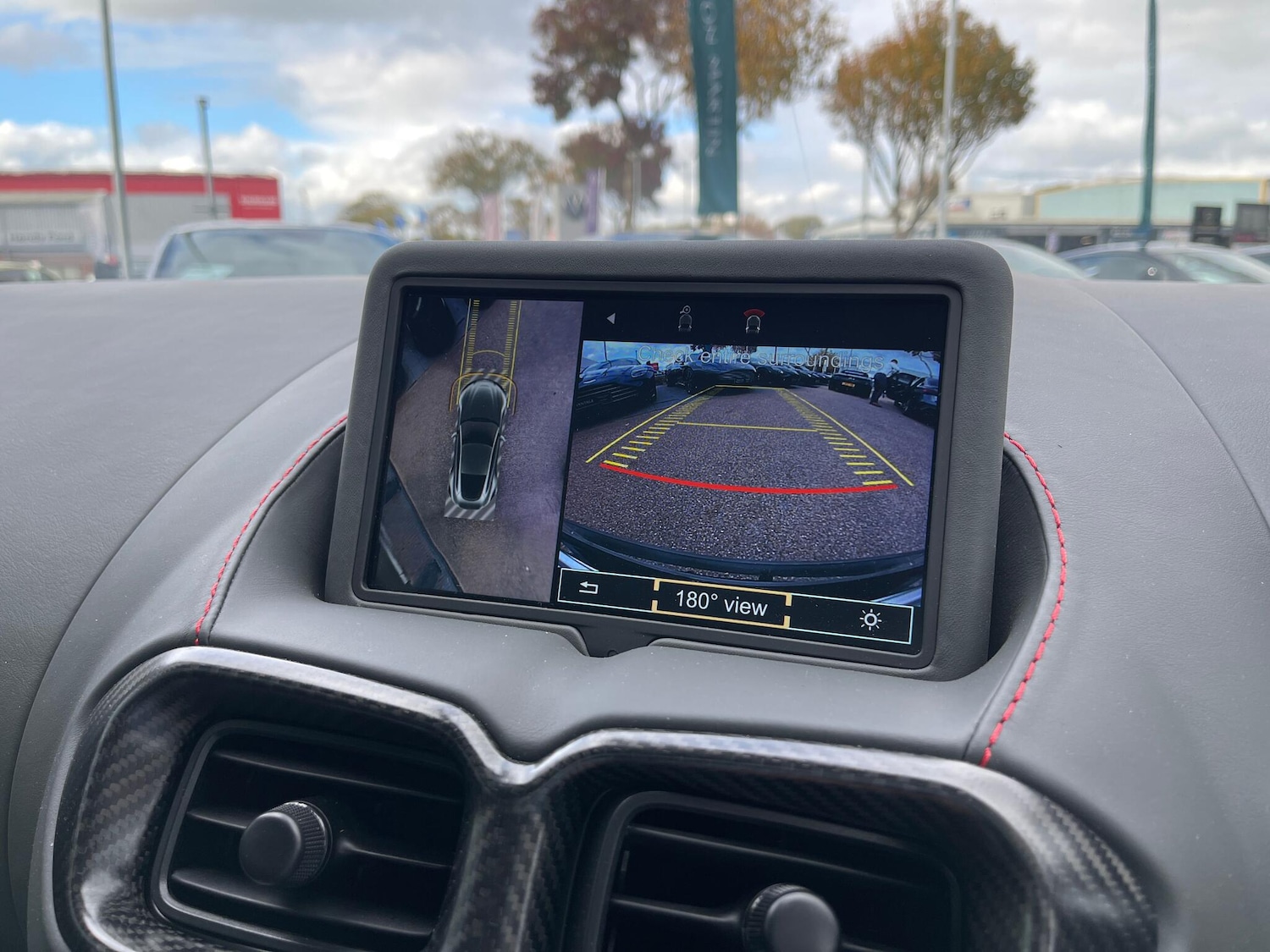 Used Aston Martin Vantage 2022 for sale - 77143300: Photo 56