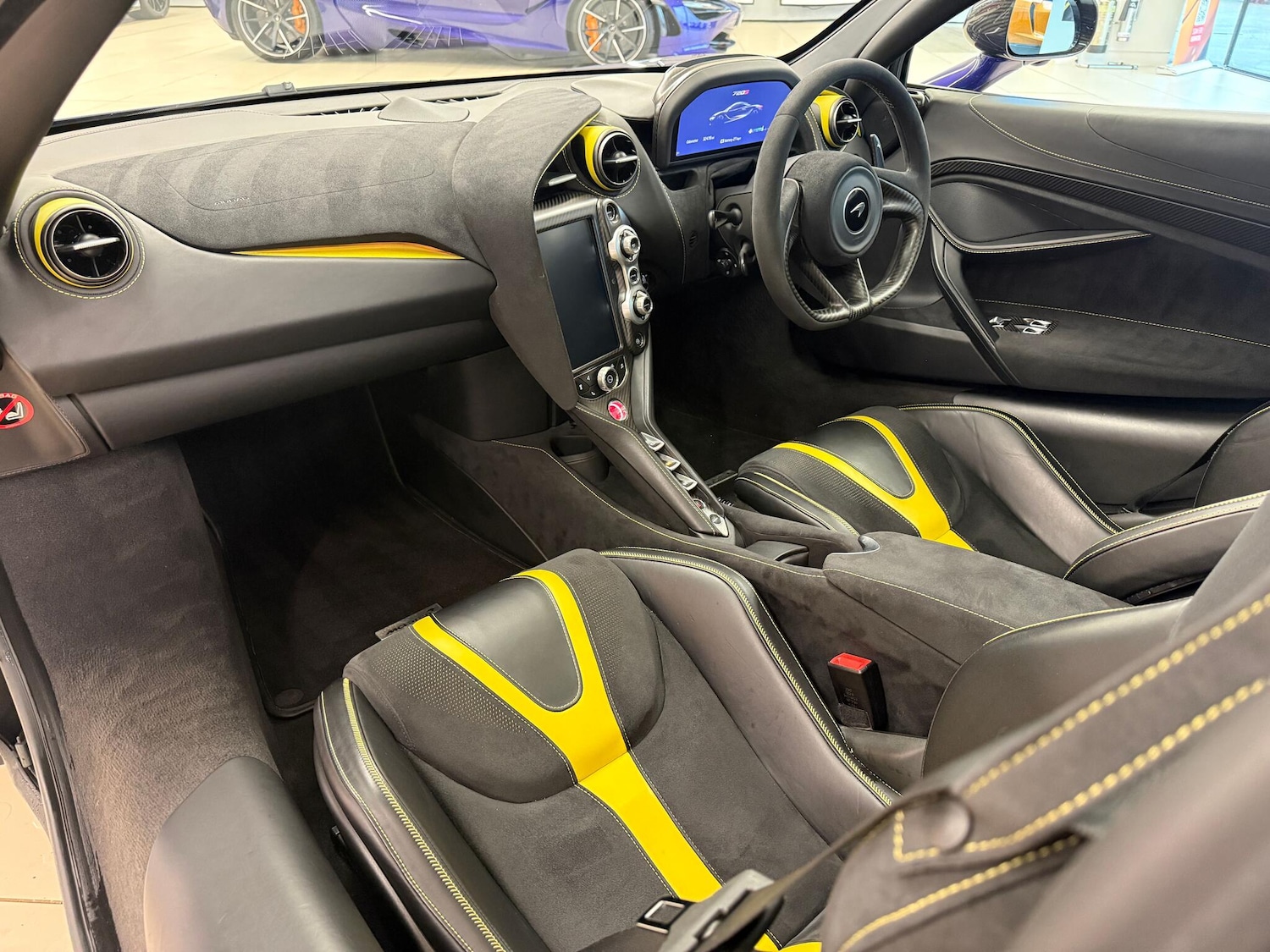 Used McLaren 720S 2018 for sale - 76886401: Photo 12