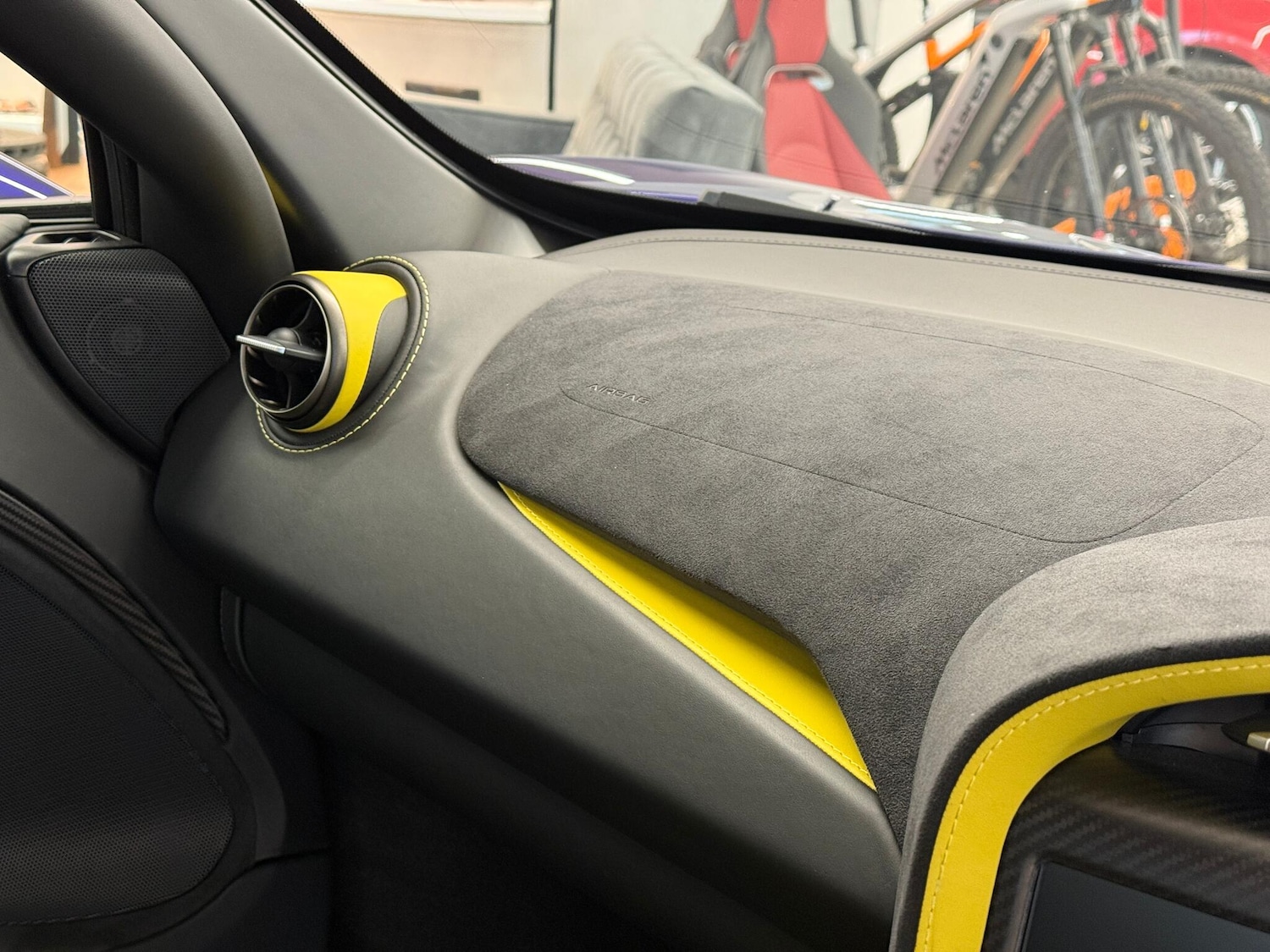 Used McLaren 720S 2018 for sale - 76886401: Photo 15