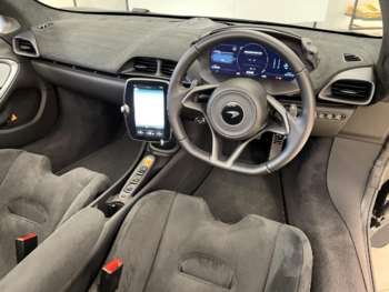 Used McLaren Artura 2025 for sale - 75139858: Photo