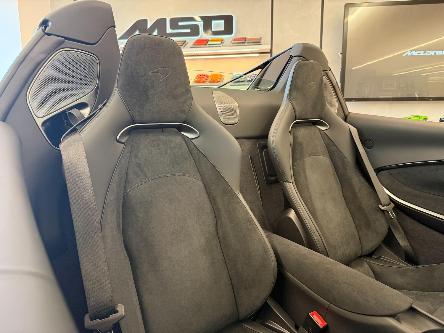 Used McLaren Artura for sale - 77039876: Photo 16