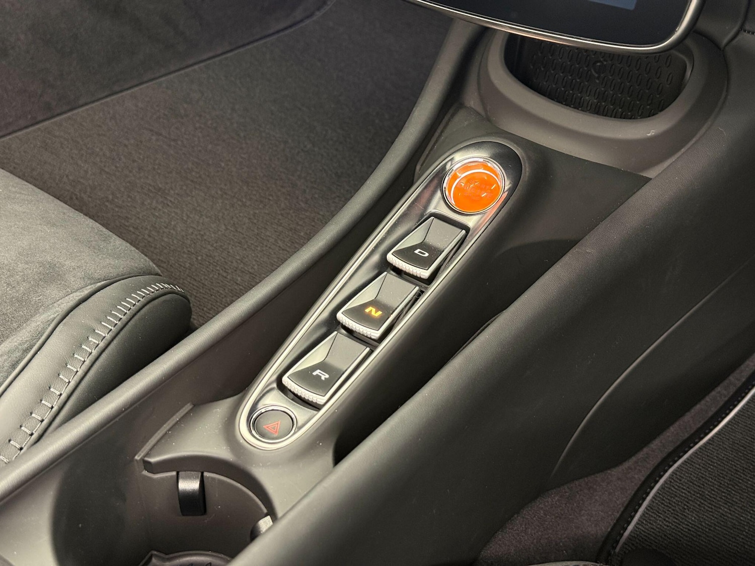 Used McLaren Artura for sale - 77039876: Photo 31