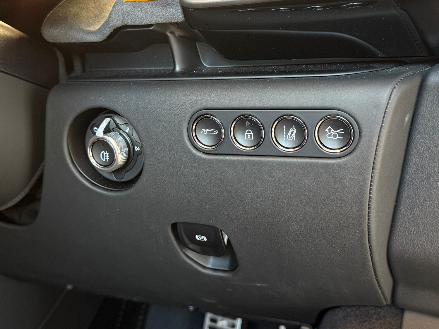 Used McLaren Artura 2025 for sale - 77469400: Photo 15