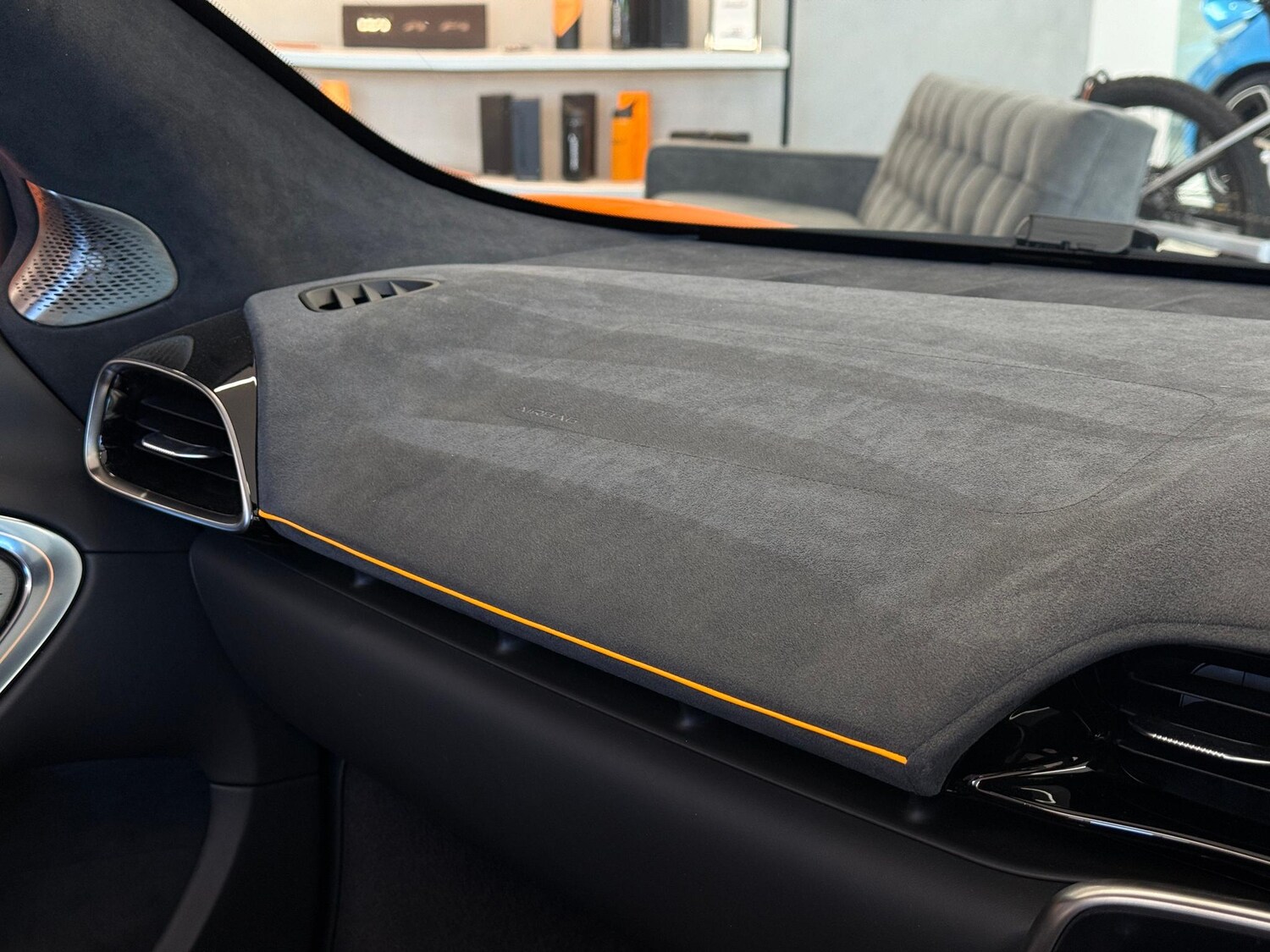 Used McLaren Artura 2025 for sale - 77469400: Photo 17