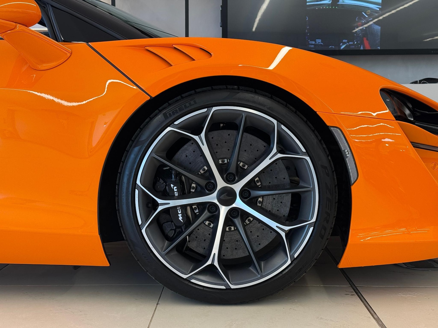 Used McLaren Artura 2025 for sale - 77469400: Photo 3