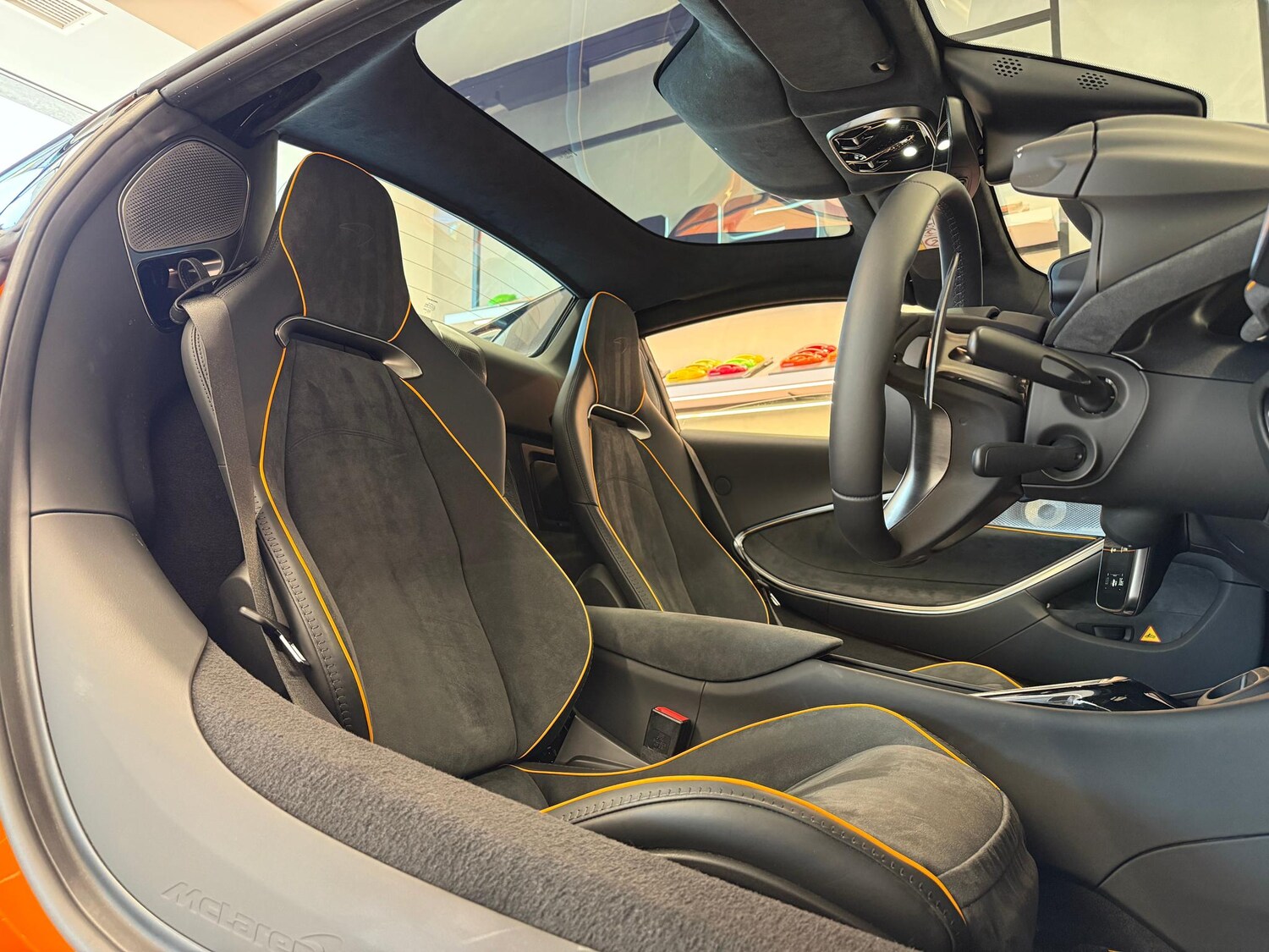 Used McLaren Artura 2025 for sale - 77469400: Photo 6