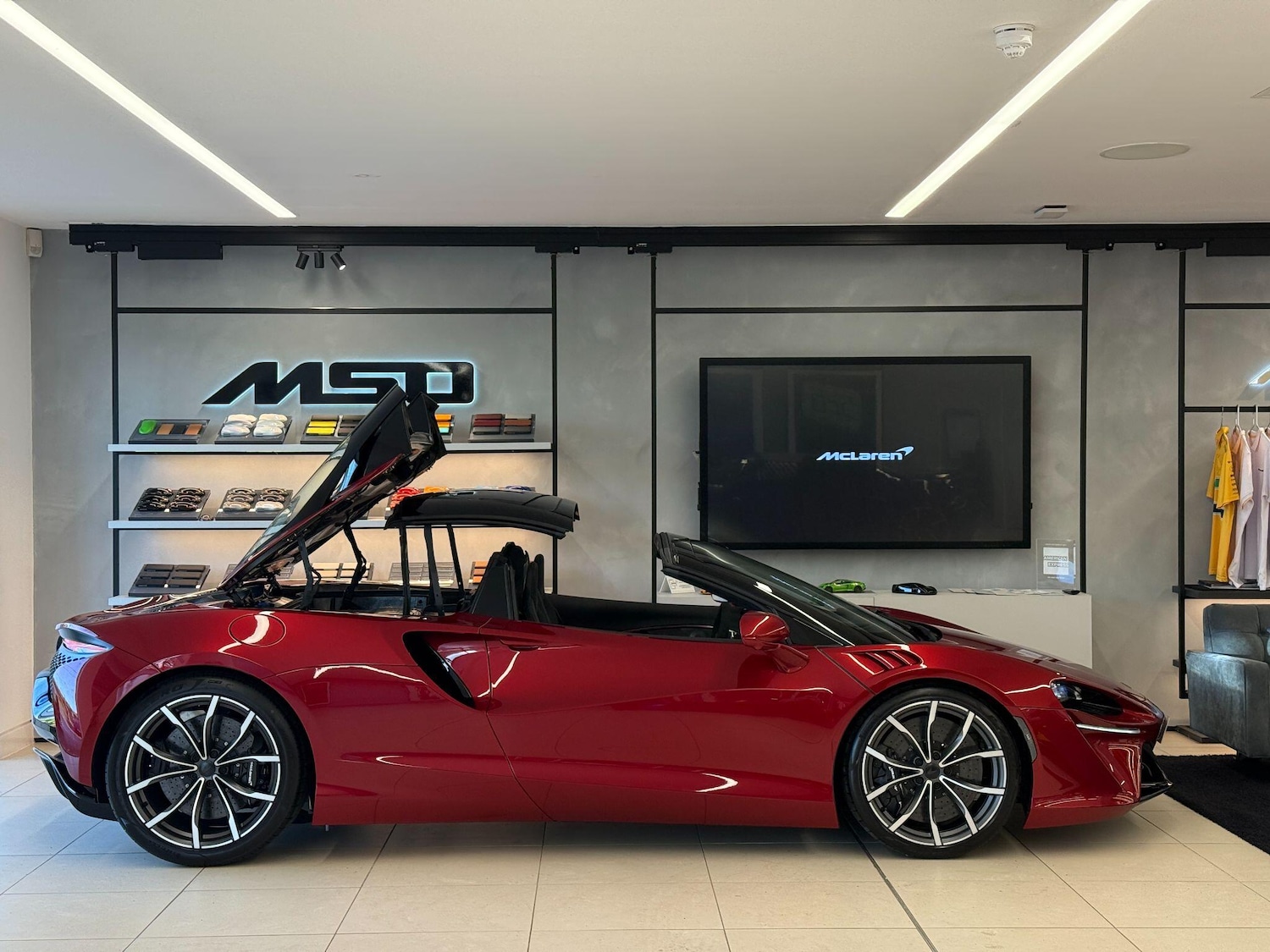 Used McLaren Artura for sale - 76572207: Photo 14