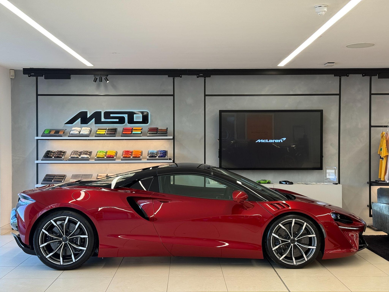 Used McLaren Artura for sale - 76572207: Photo 15