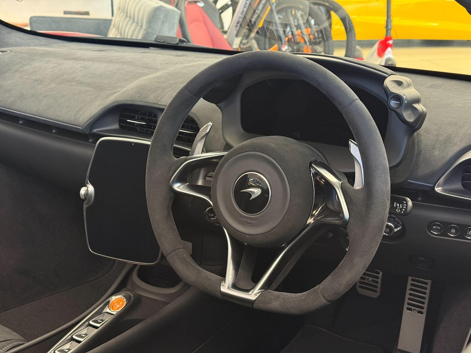 Used McLaren Artura for sale - 76572207: Photo 27