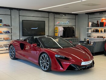 Used McLaren Artura 2025 for sale - 76572207: Photo