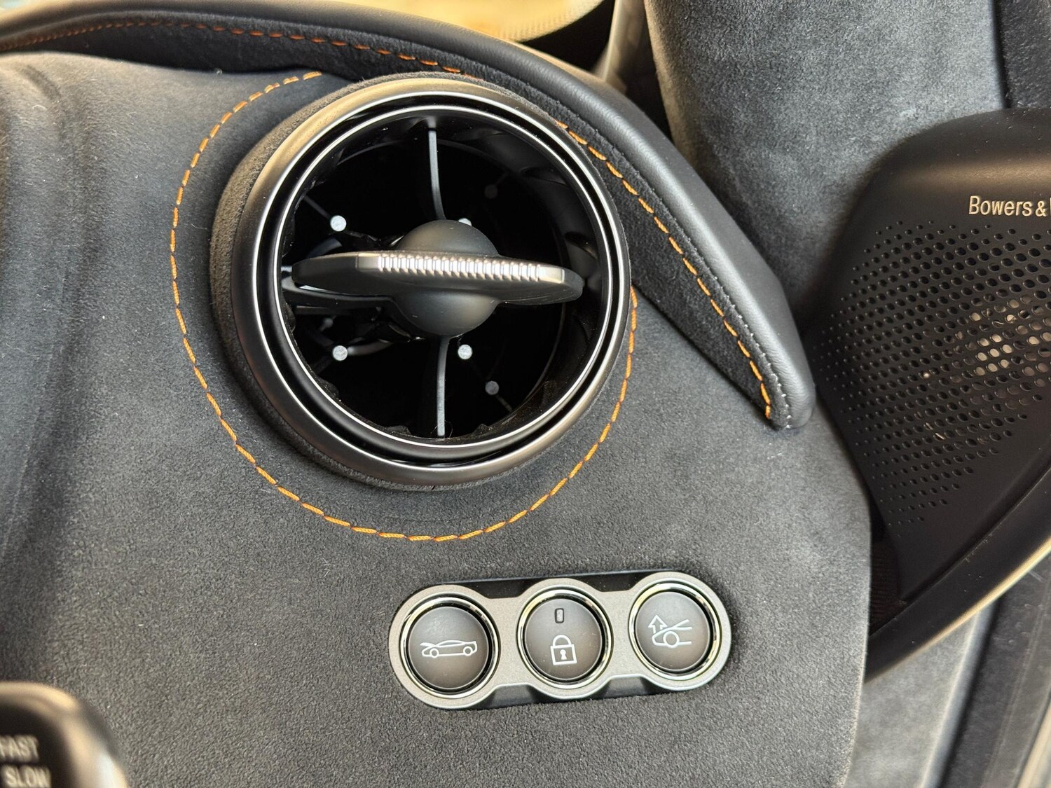 Used McLaren 750S 2025 for sale - 77456560: Photo 22