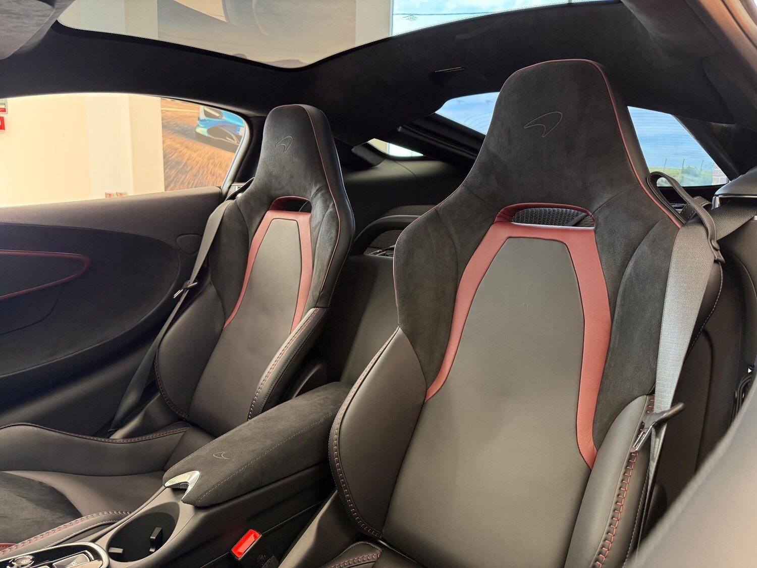 Used McLaren GT for sale - 77469393: Photo 22