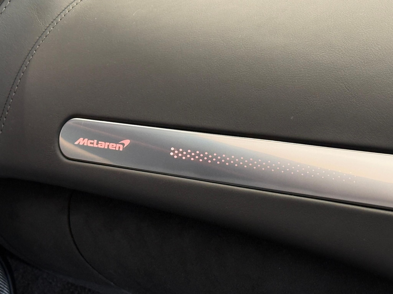 Used McLaren GT 2025 for sale - 76189997: Photo 14