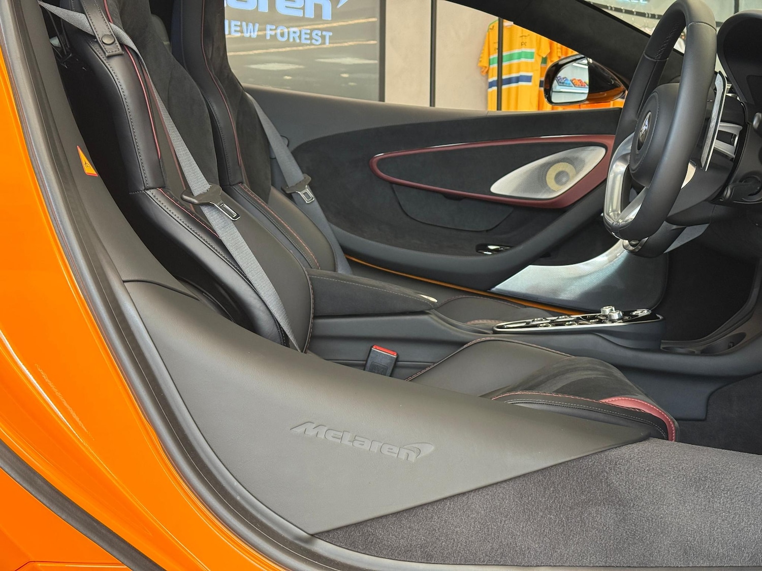 Used McLaren GT 2025 for sale - 76189997: Photo 5