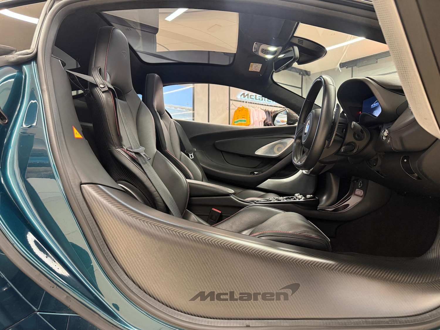 Used McLaren GT for sale - 76700931: Photo 8