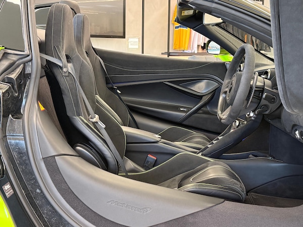 Used McLaren 720S 2022 for sale - 76337120: Photo 14