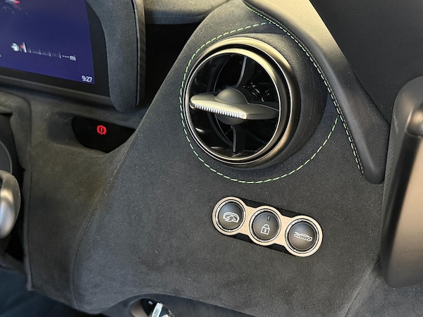 Used McLaren 720S 2022 for sale - 76337120: Photo 16