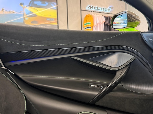 Used McLaren 720S 2022 for sale - 76337120: Photo 20