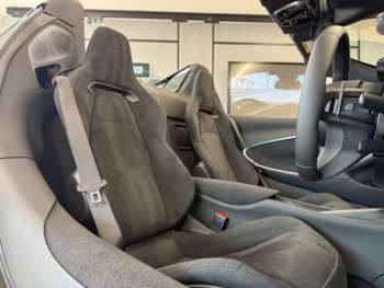 Used McLaren Artura 2025 for sale - 75333912: Photo