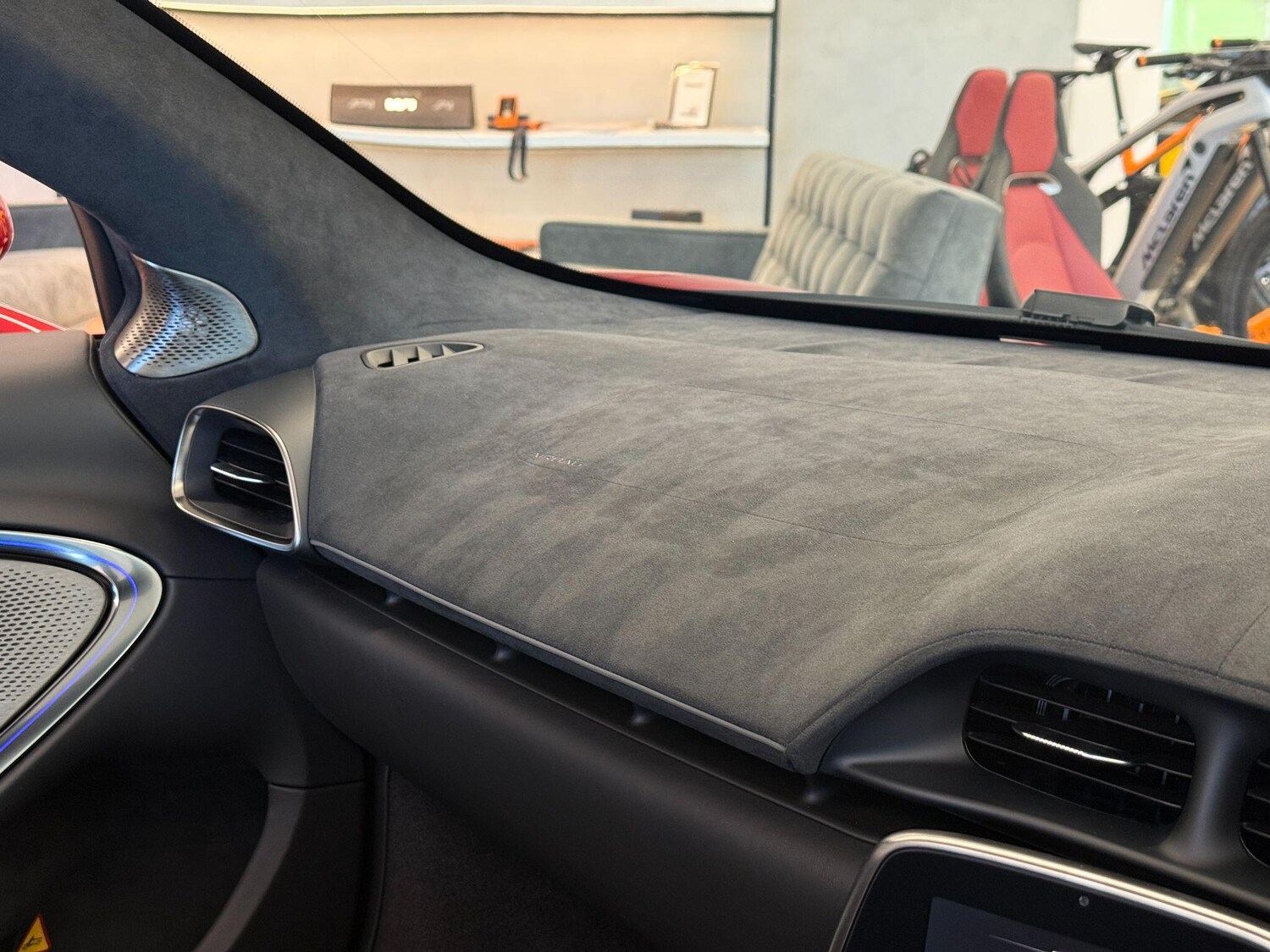 Used McLaren Artura for sale - 77424587: Photo 38