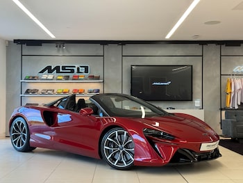 (75) - 3.0T V6 7.4kWh Performance Spider 2dr Petrol Plug-in Hybrid SSG Euro 6 (s/s