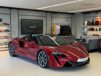 Used McLaren Artura 2025 for sale - 76865198: Photo