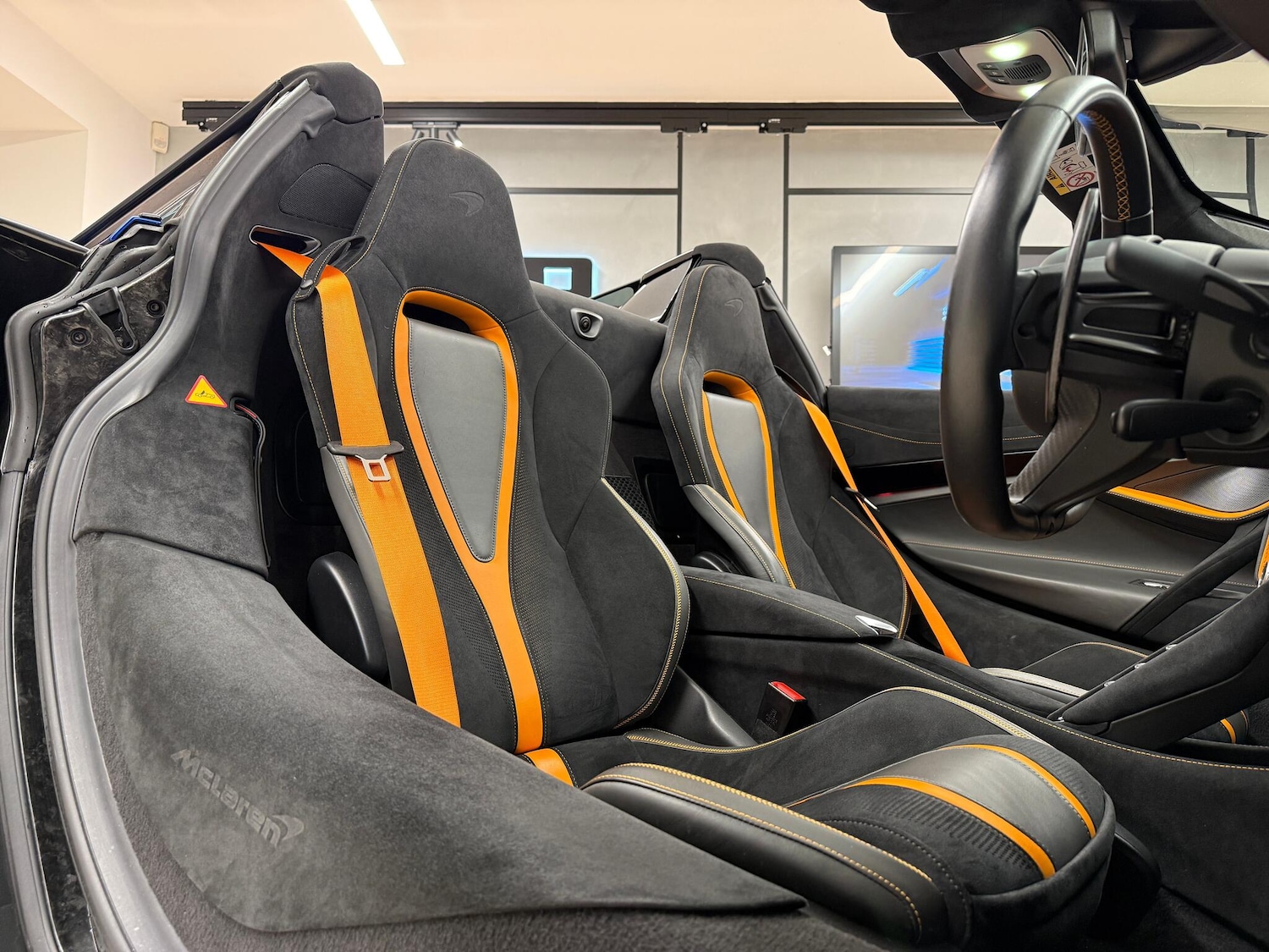 Used McLaren 720S 2022 for sale - 76953202: Photo 4