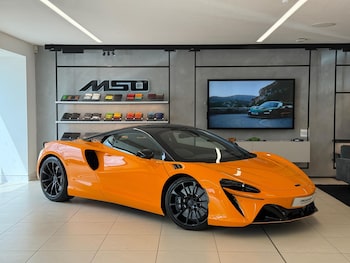Used McLaren Artura 2025 for sale - 75387947: Photo