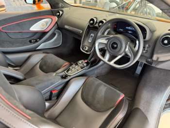 Used McLaren GT 2025 for sale - 75140211: Photo