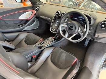 Used McLaren GT 2025 for sale - 75789528: Photo