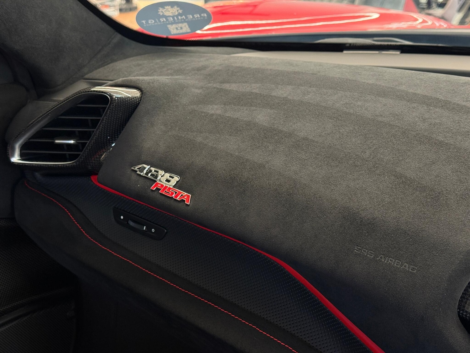 Used Ferrari 488 Pista 2019 for sale - 76389346: Photo 25