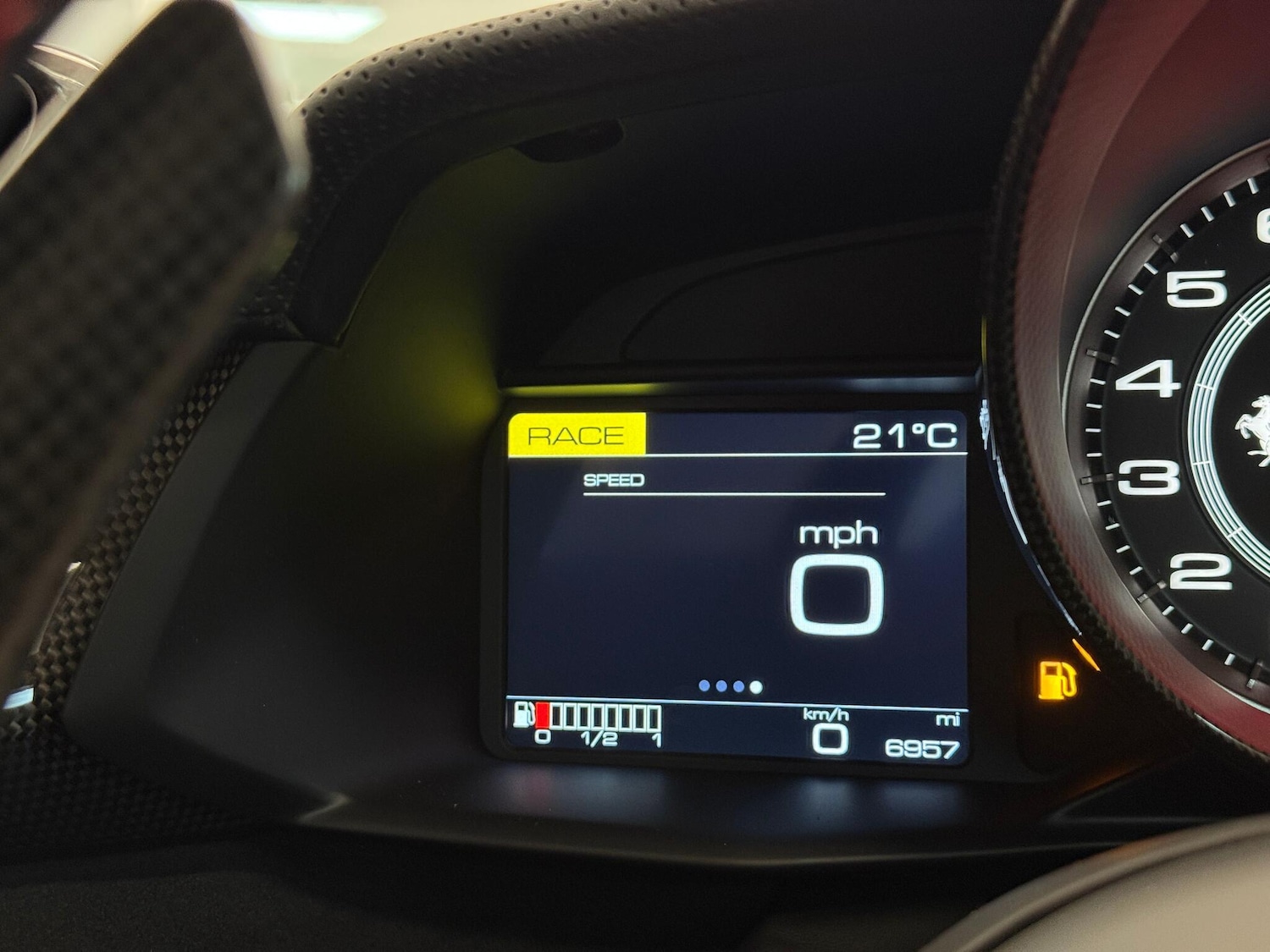 Used Ferrari 488 Pista 2019 for sale - 76389346: Photo 31