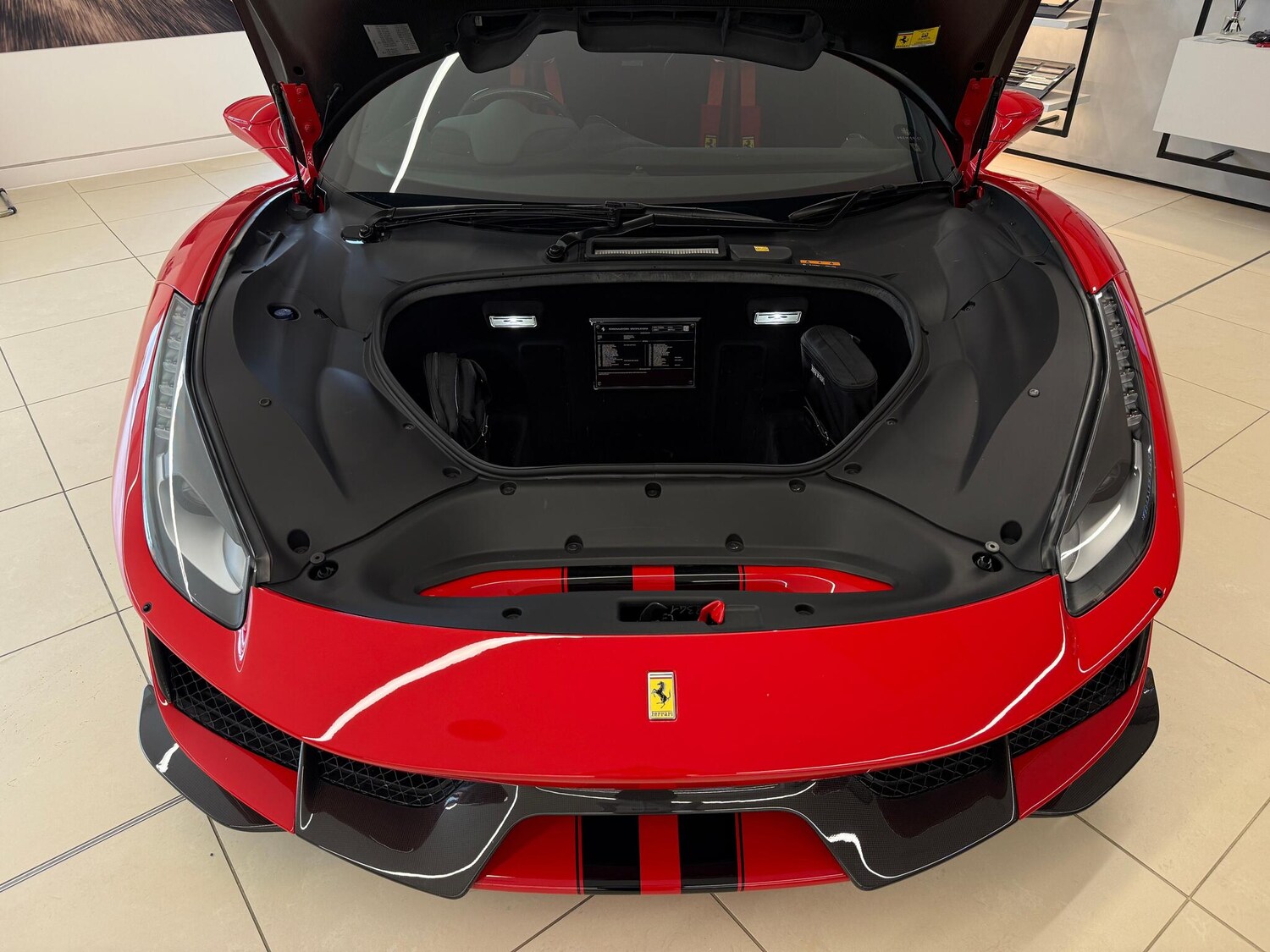 Used Ferrari 488 Pista 2019 for sale - 76389346: Photo 42